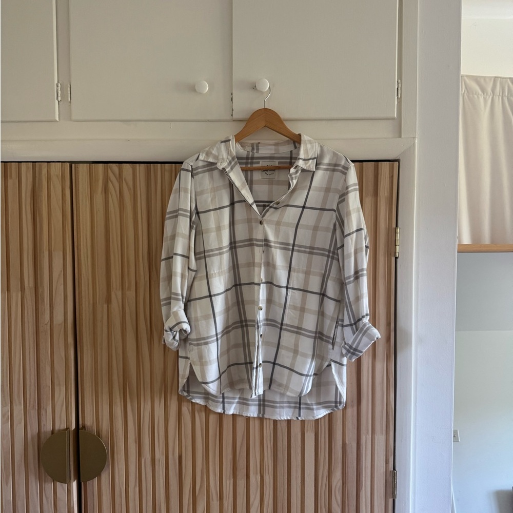 Jachs Girlfriend - Size M - Long Sleeve Button-Down Shirt